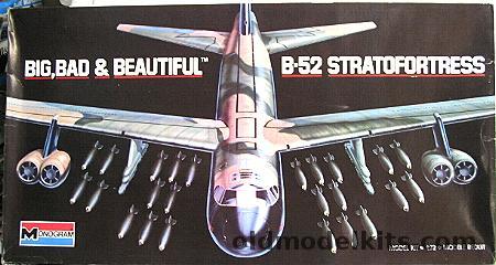 Monogram 1/72 Boeing B-52 Stratofortress - Big Bad and Beautiful Issue, 5709 plastic model kit